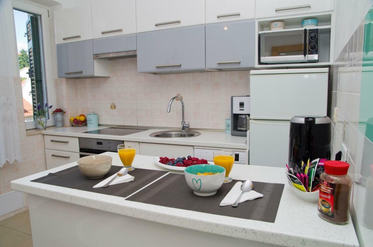 ספליט Apartment Port View-5 Min From Center מראה חיצוני תמונה